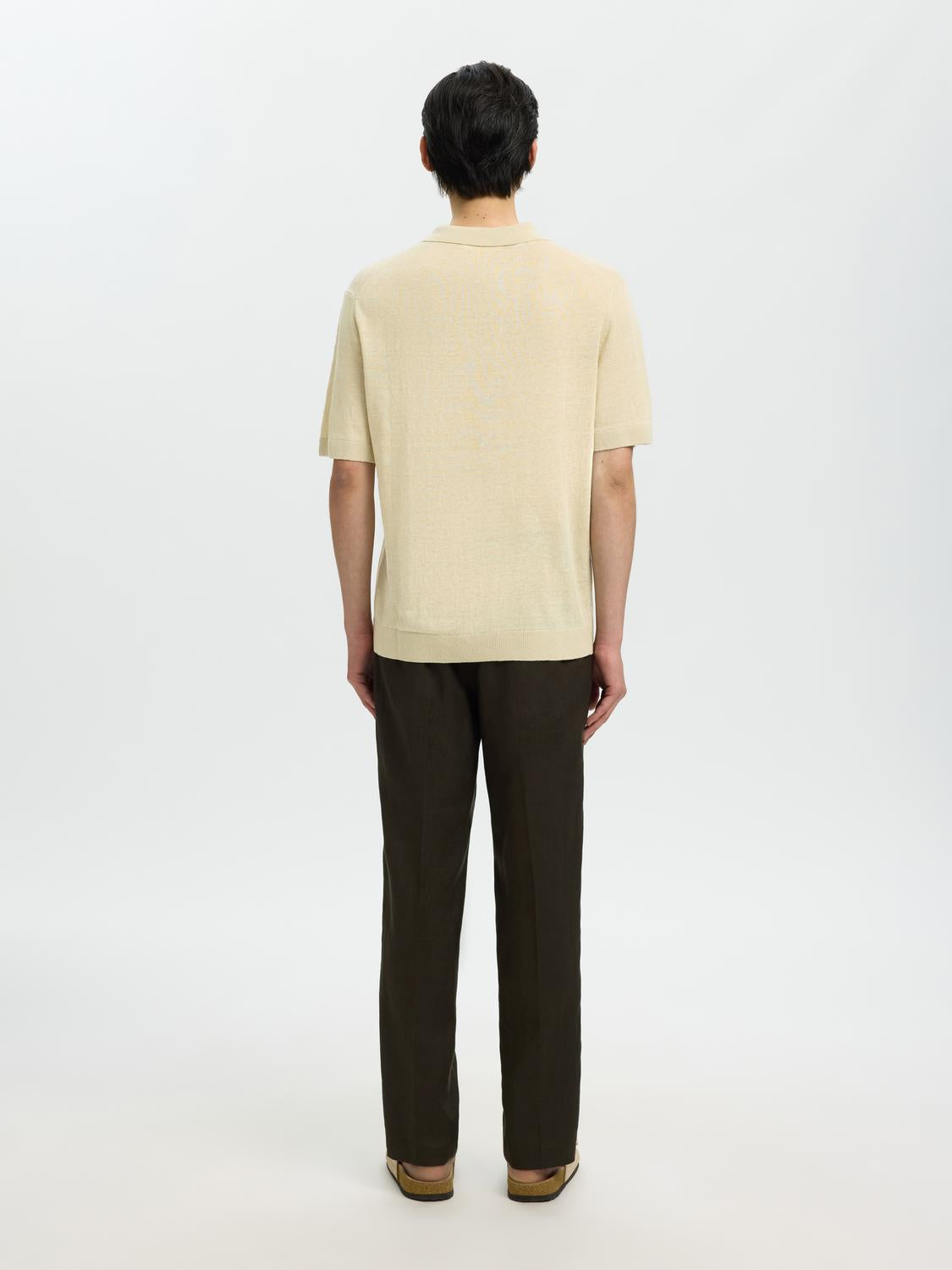 model_shot-back